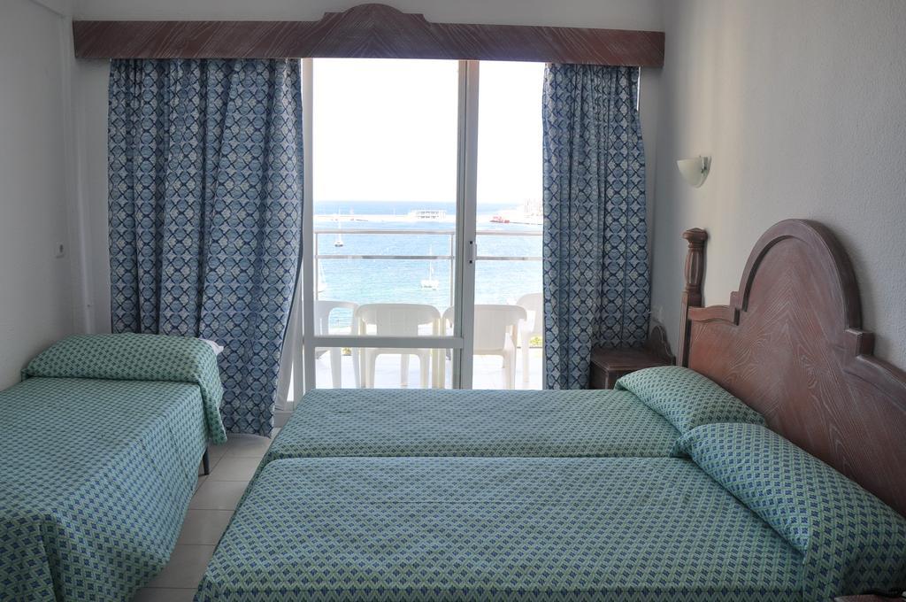 Hotel Neptuno Ibiza Town Luaran gambar